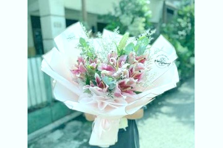 Lily, 36 — Escort in Trienggadeng, Indonesia
