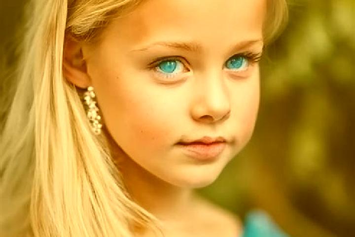 Lily, 37, a blonde blue-eyed mediterranean companion based in Vallo della Lucania. Offering Massage, Girlfriend Experience, GFE, Party Girl. Available for in...