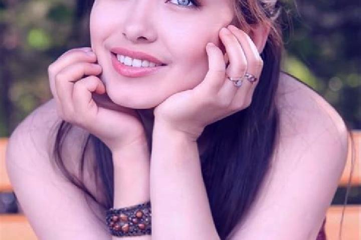 Lily, 37, a red blue-eyed asian companion based in Budaors. Offering Domination, Tantra, Couples, Overnight. Available for incall and outcall, day and evenin...