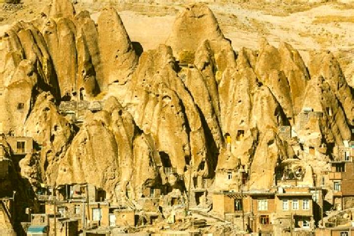 Lily, 37 — Escort in Kandovan, Iran