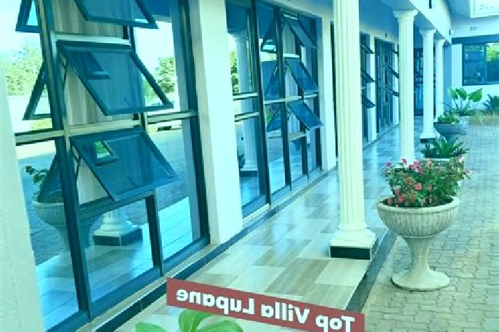Lily, 37 — Escort in Lupane, Zimbabwe