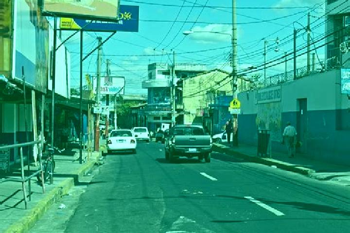 Lily, 37 — Escort in Mejicanos, El Salvador
