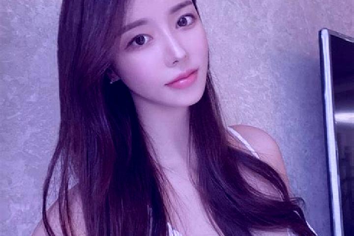 Lily, 37 — Escort in Nu erbage, China