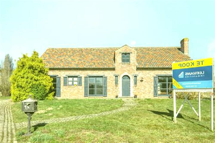 Lily, 37 — Escort in Relegem, Belgium