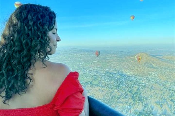 Lily, 37 — Escort in Tentzoncuahuigtic, Mexico