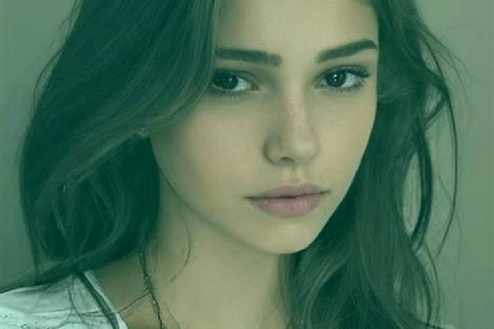 Lily, 38, a chestnut grey-eyed slavic companion based in Malvik. Offering CIM, Striptease, BDSM. Available for incall and outcall, day and evening dates.