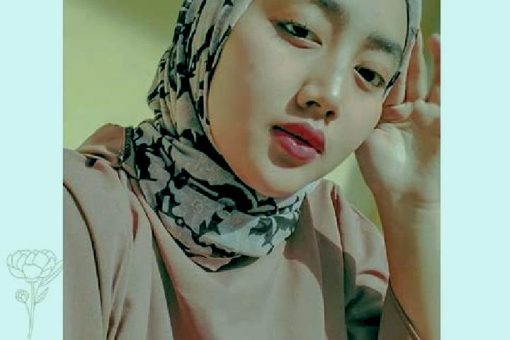 Lily, 38 — Escort in Cisompet, Indonesia