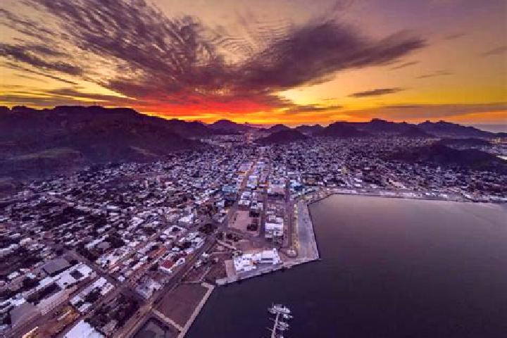 Lily, 38 — Escort in Santa Maria de Guaymas, Mexico