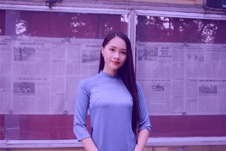 Lily, 38 — Escort in Son Ha, Vietnam