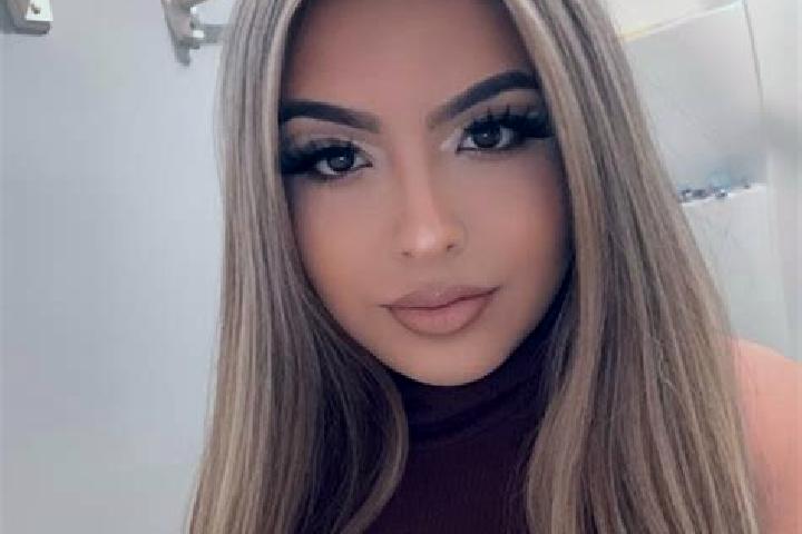 Lily, 39, a blonde amber-eyed latina companion based in Pinos Puente. Offering Roleplay, Dinner Date, Massage. Available for incall and outcall, day and even...