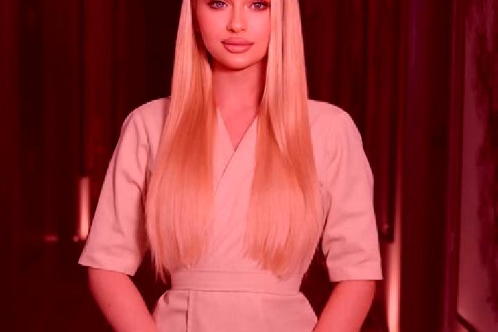 Lily, 39, a blonde brown-eyed caucasian companion based in Pachor. Offering Tantra, Erotic Massage, Striptease. Available for incall and outcall, day and eve...