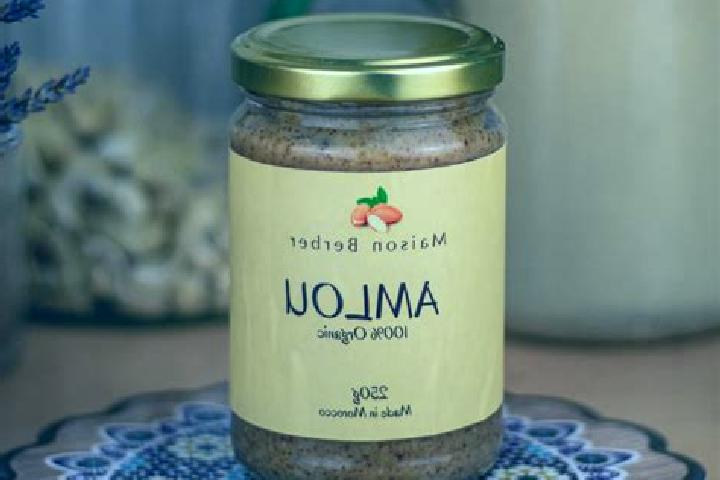 Lily, 39 — Escort in Amalou, Morocco