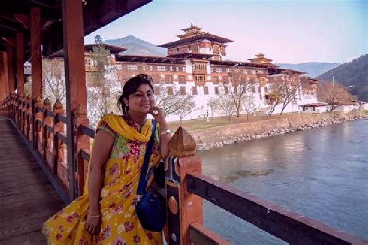 Lily, 39 — Escort in Bhangtar, Bhutan