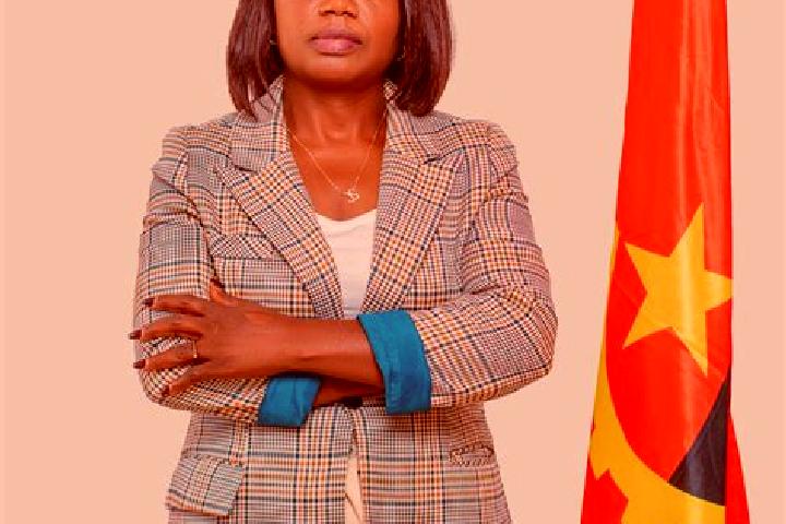Lily, 39 — Escort in Canhamela, Angola