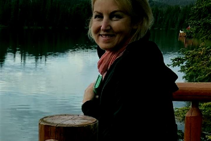 Lily, 39 — Escort in Millbrook, Canada