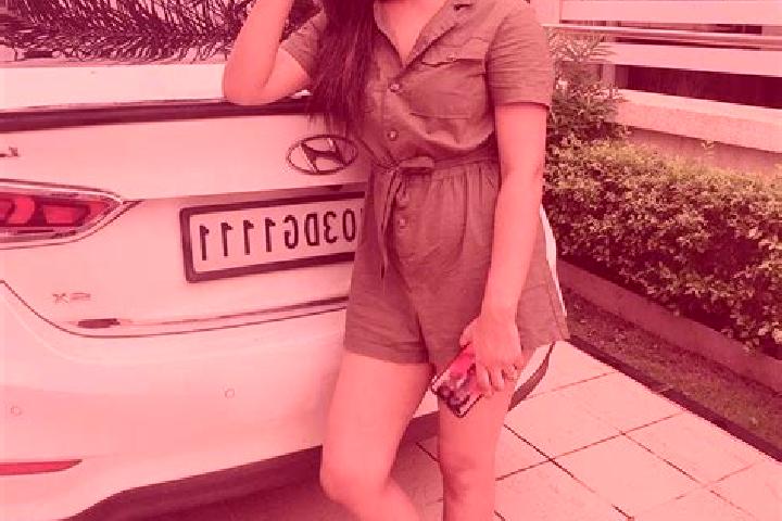 Lily, 39 — Escort in Rajkot, India