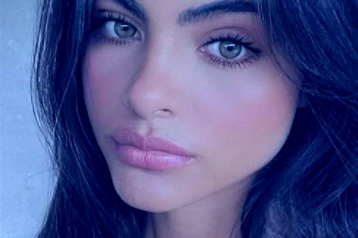 Lucy, 20, a red dark-eyed indian companion based in Cleveleys. Offering BDSM, Overnight, A-Level. Available for incall and outcall, day and evening dates.