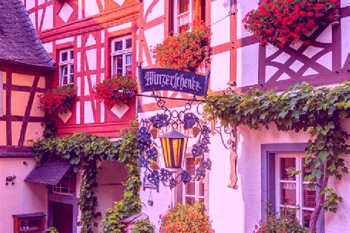 Lucy, 20 — Escort in Bortlingen, Germany