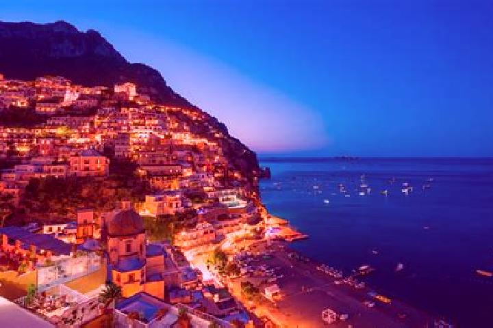 Lucy, 20 — Escort in Cardito, Italy