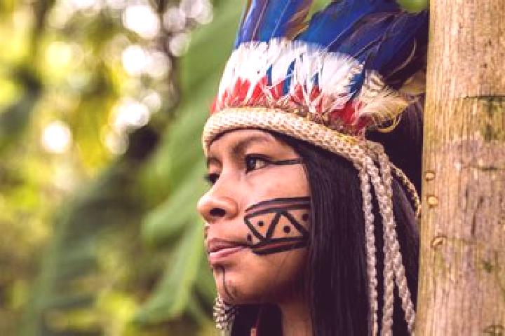 Lucy, 20 — Escort in Guarani, Brazil