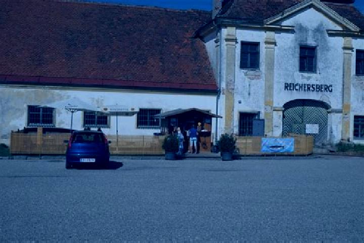 Lucy, 20 — Escort in Reichersberg, Austria