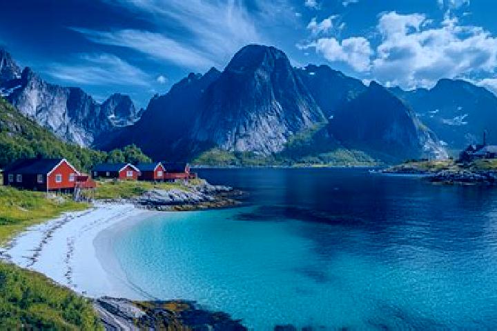 Lucy, 20 — Escort in Vestnes, Norway