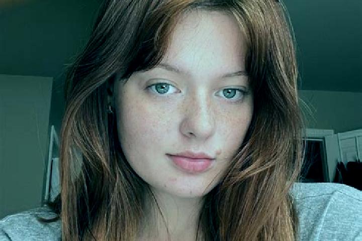 Lucy, 21, a auburn amber-eyed caribbean companion based in Ciagowice. Offering GFE, BDSM, Roleplay, Couples. Available for incall and outcall, overnight book...