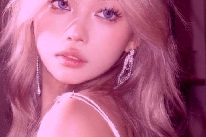Lucy, 21, a blonde amber-eyed asian companion based in Abercynon. Offering Striptease, OWO, BDSM, CIM. Available for incall and outcall, overnight bookings a...