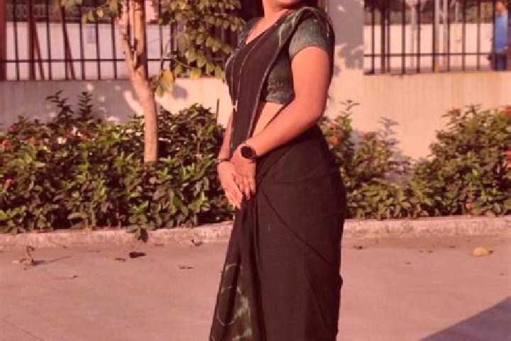 Lucy, 21 — Escort in Chhaya, India