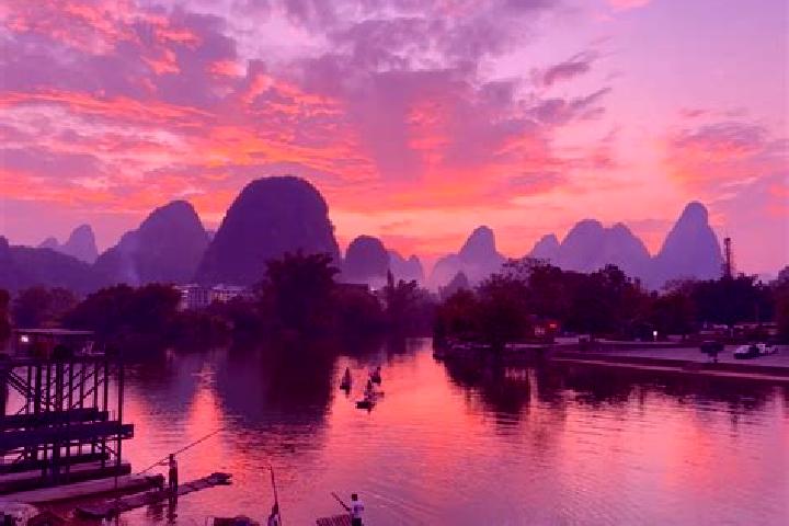 Lucy, 21 — Escort in Fushui, China