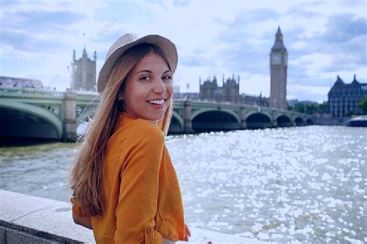 Lucy, 21 — Escort in Lodan Wetan, Indonesia