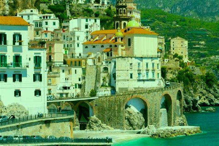 Lucy, 21 — Escort in Montalenghe, Italy