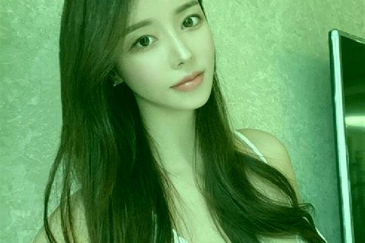 Lucy, 21 — Escort in Shakou, China