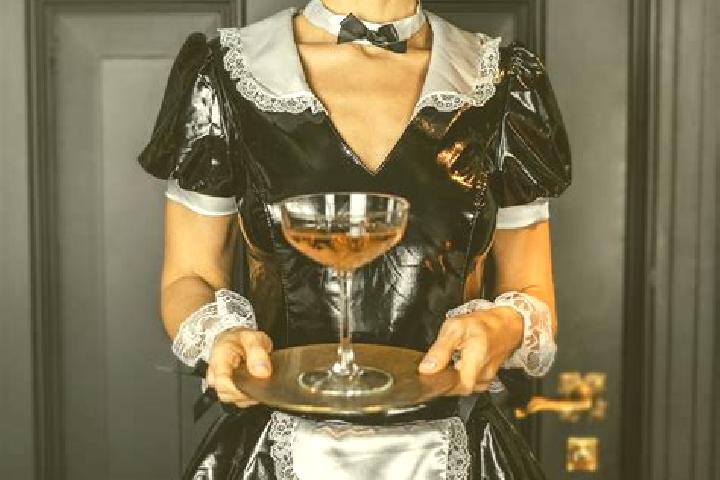 Lucy, 22, a auburn amber-eyed european companion based in Maugat West. Offering Overnight, Domination, BDSM. Available for incall and outcall, overnight book...