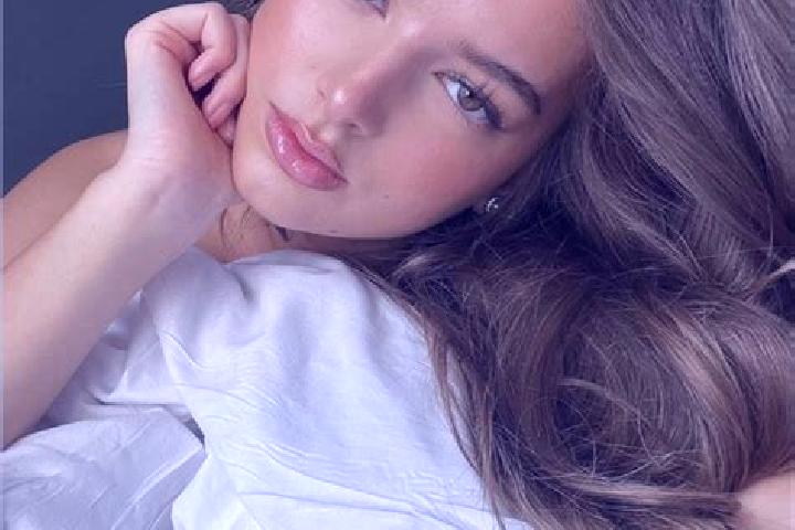 Lucy, 22, a brunette hazel-eyed latina companion based in Darp. Offering Erotic Massage, Domination, Prostate Massage. Available for incall and outcall, over...