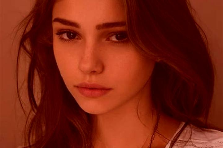 Lucy, 22, a chestnut grey-eyed slavic companion based in Zyalyony Bor. Offering Massage, Duos, Overnight. Available for incall and outcall, overnight booking...