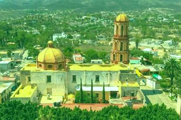 Lucy, 22 — Escort in El Derramadero, Mexico