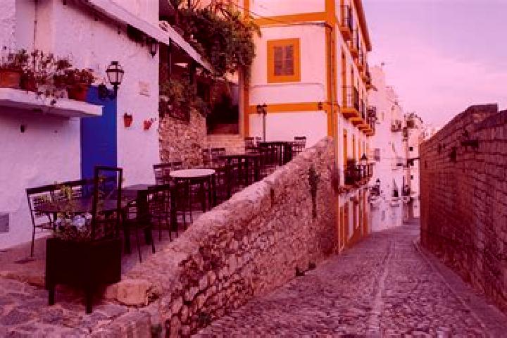 Lucy, 22 — Escort in Gualba de Dalt, Spain