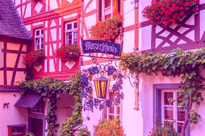 Lucy, 22 — Escort in Muhlpfad, Germany