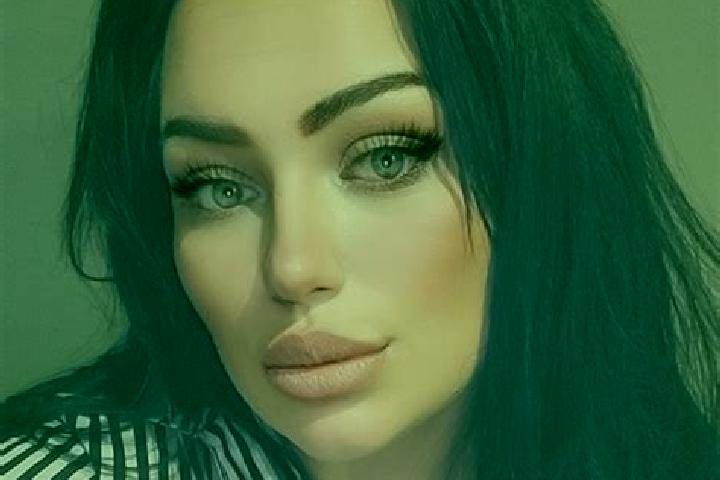 Lucy, 22 — Escort in Tarnawa Gorna, Poland