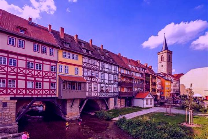 Lucy, 22 — Escort in Weida, Germany