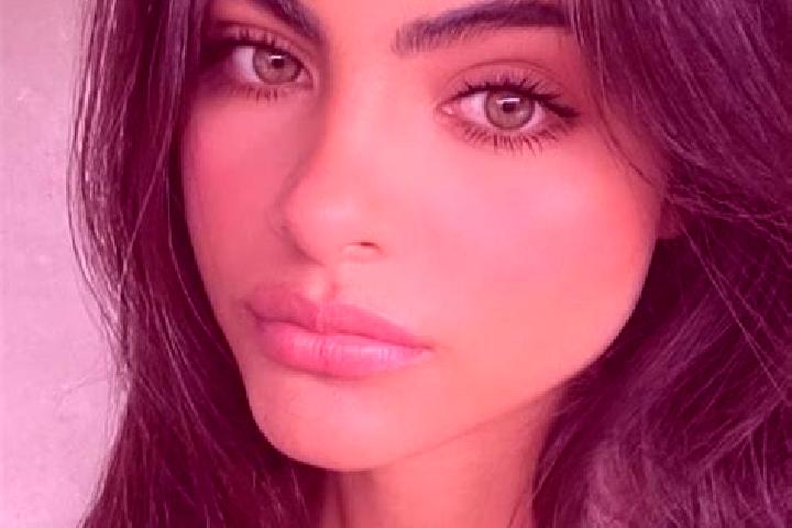 Lucy, 23, a black dark-eyed caucasian companion based in Barrowford. Offering Deep French Kissing, Striptease, Domination, Dinner Date, BDSM. Available for i...