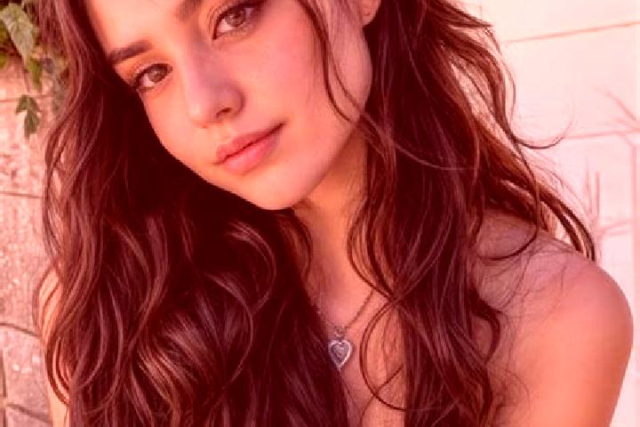 Lucy, 23, a brunette hazel-eyed slavic companion based in Nianoufla. Offering Travel Companion, Erotic Massage, Girlfriend Experience, CIM. Available for inc...