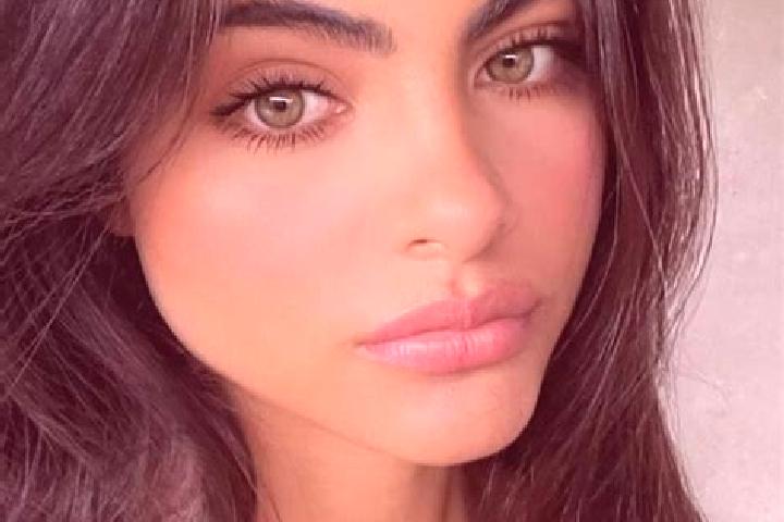 Lucy, 23, a dark blonde green-eyed latina companion based in Stummerberg. Offering A-Level, Prostate Massage, Party Girl. Available for incall and outcall, d...