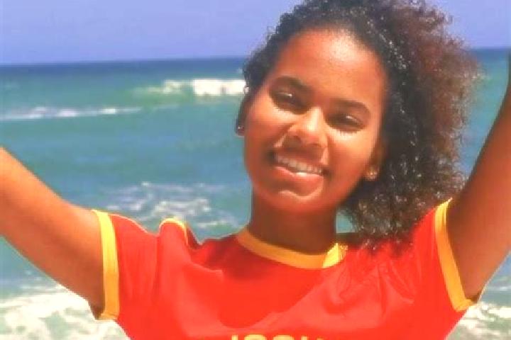 Lucy, 23 — Escort in Chiluage, Angola