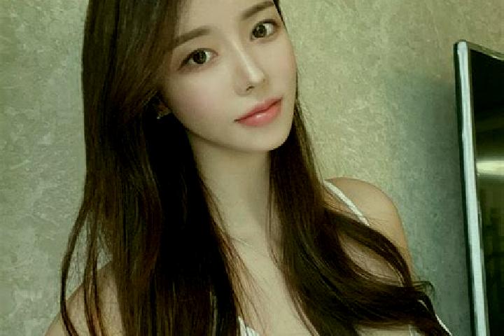 Lucy, 23 — Escort in Huayuandao, China