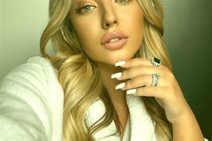Lucy, 23 — Escort in Strezhevoy, Russia
