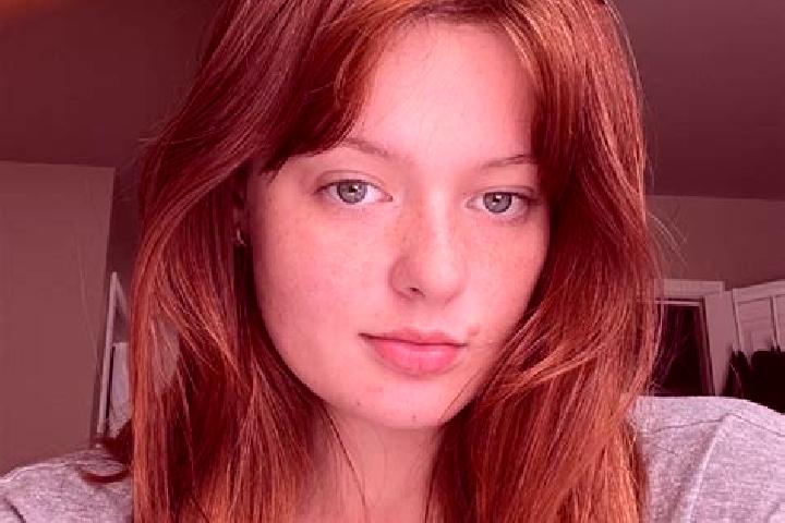 Lucy, 24, a auburn amber-eyed slavic companion based in Okany. Offering GFE, Dinner Date, Travel Companion, A-Level, Girlfriend Experience. Available for inc...