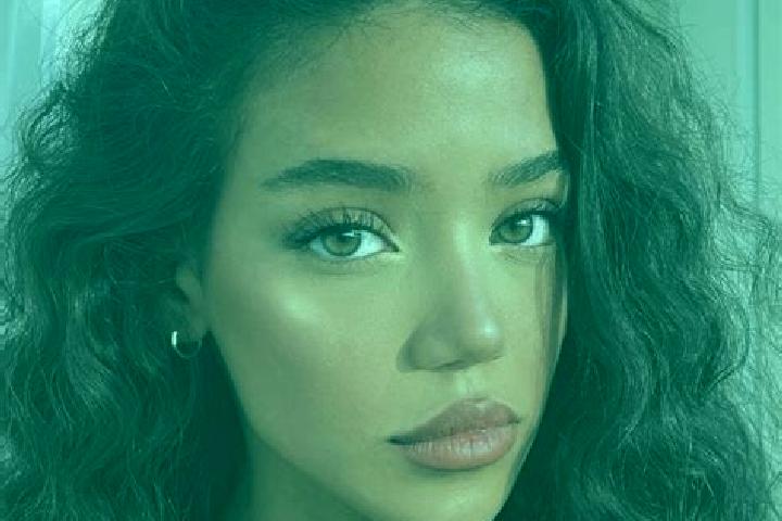 Lucy, 24, a black brown-eyed mixed companion based in Mouilleron-le-Captif. Offering OWO, Travel Companion, 69. Available for incall and outcall, day and eve...