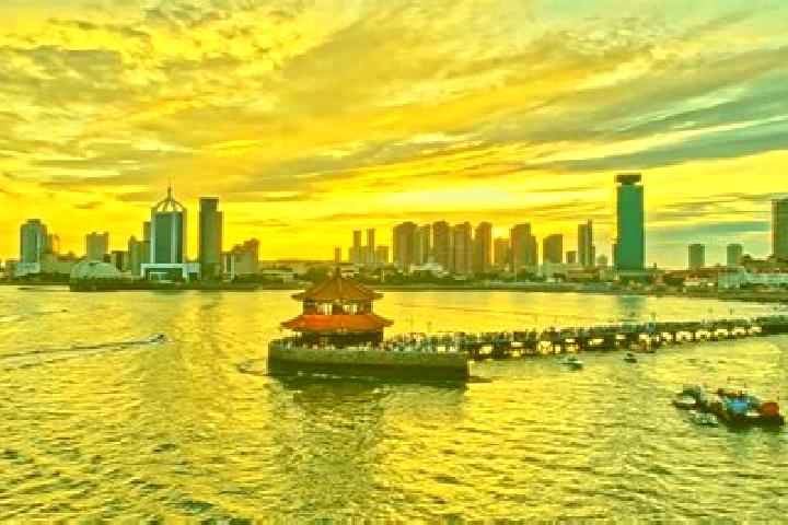 Lucy, 24 — Escort in Xiangang, China